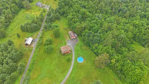 5131 Main Road Stamford VT 05352