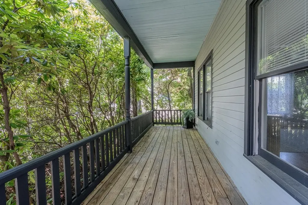 55 Charles Street Milton NH 03851