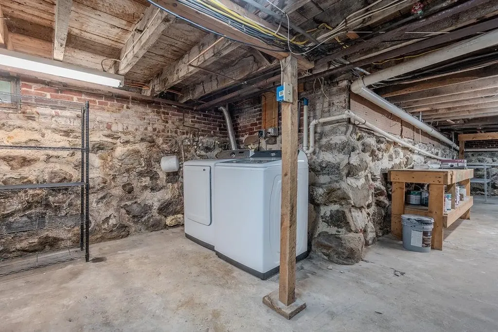 55 Charles Street Milton NH 03851