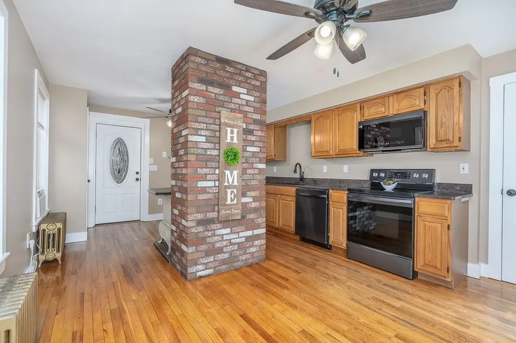 55 Charles Street Milton NH 03851