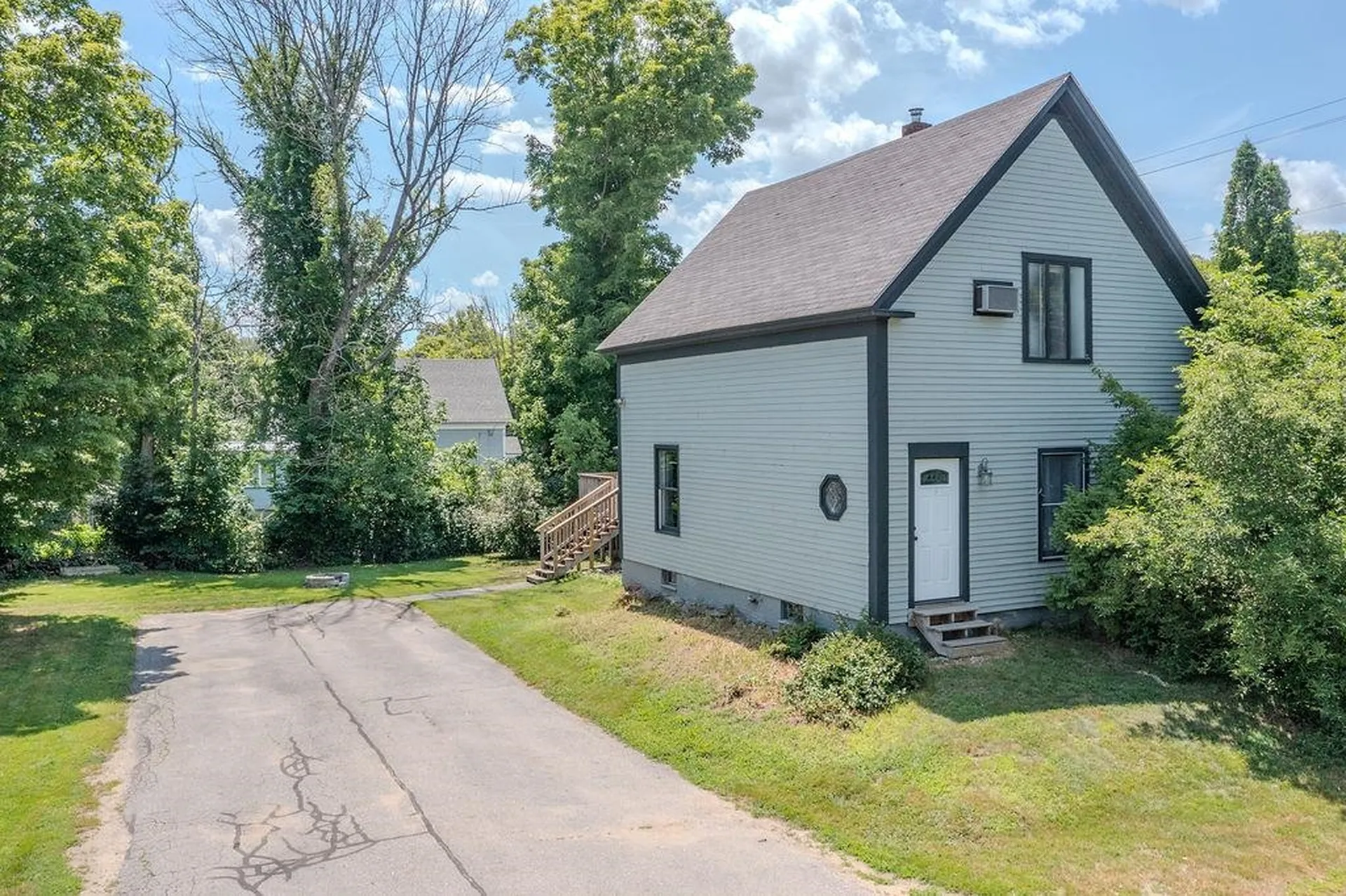 55 Charles Street Milton NH 03851