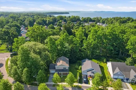 25 Staniford Farm Road Burlington VT 05408