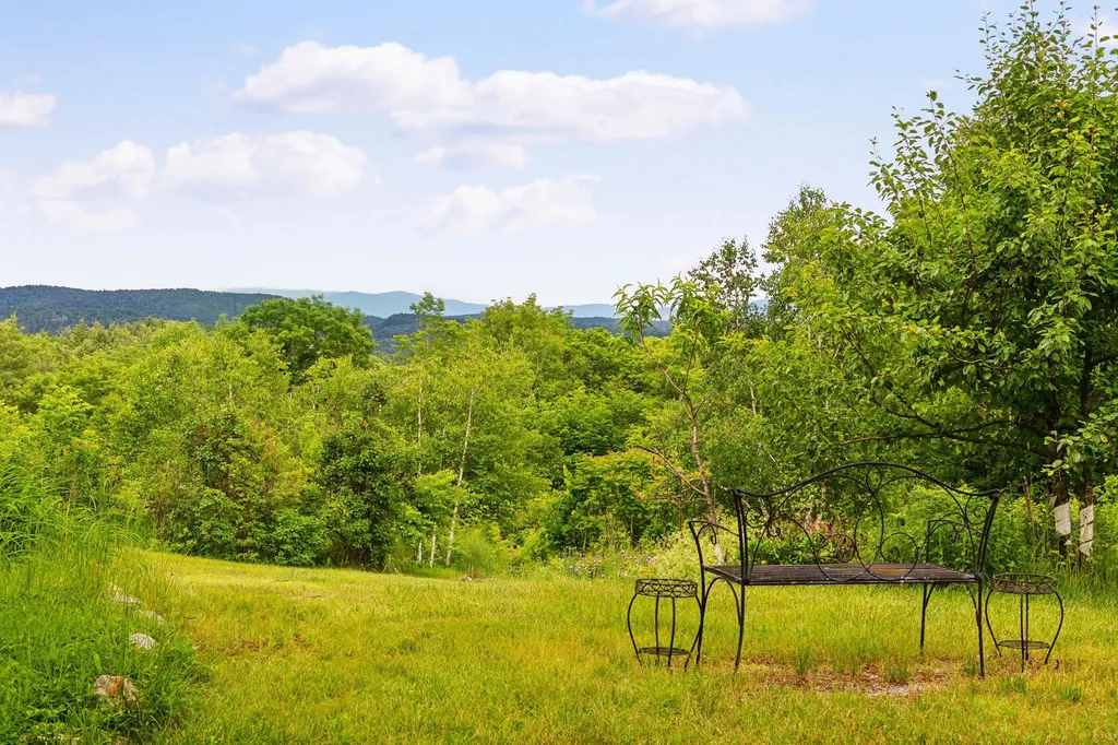 133 Ben Dexter Road Topsham VT 05076