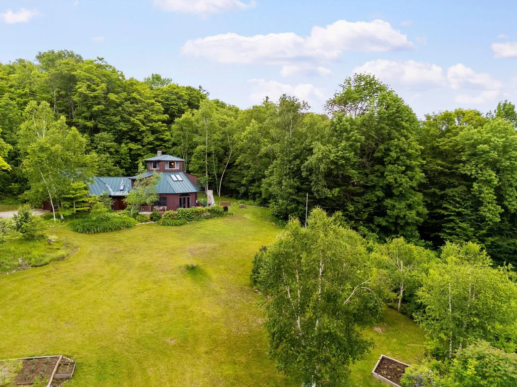 133 Ben Dexter Road Topsham VT 05076
