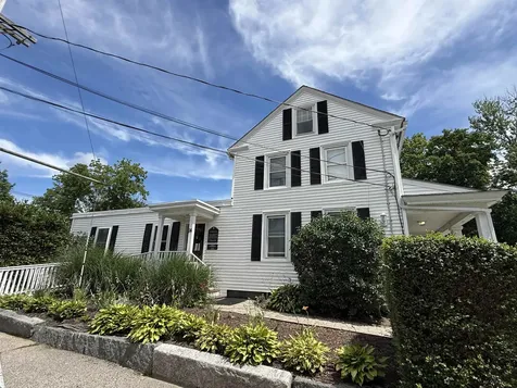 14 Bow Street Exeter NH 03833