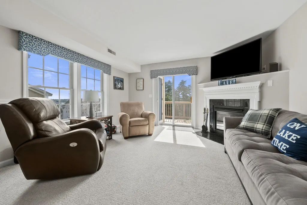 28 Shane Way Laconia NH 03246