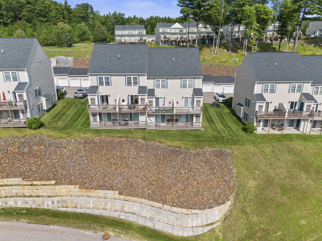 28 Shane Way Laconia NH 03246