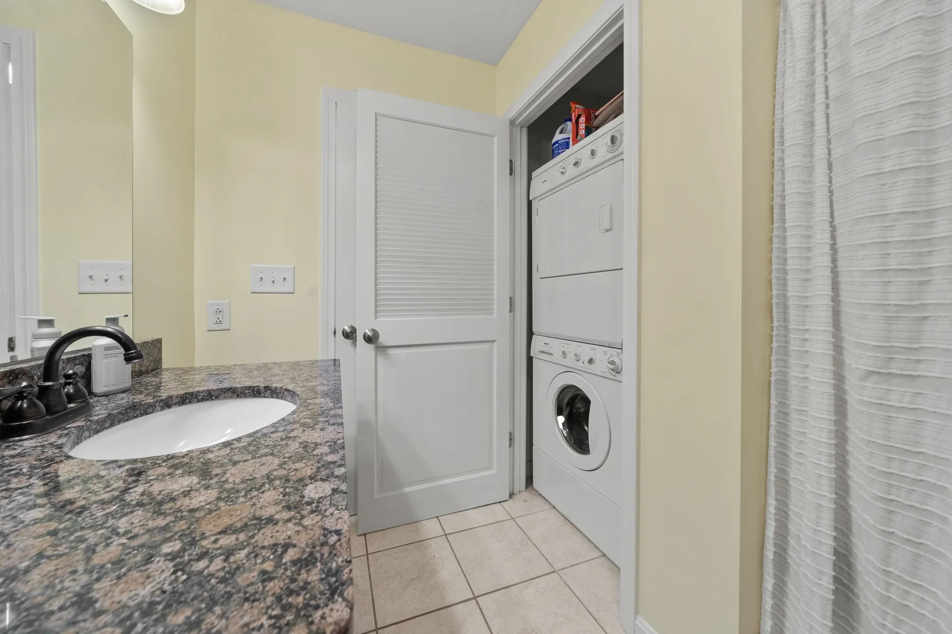 28 Shane Way Laconia NH 03246
