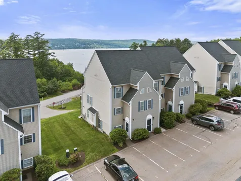 28 Shane Way Laconia NH 03246