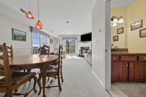 28 Shane Way Laconia NH 03246