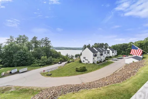 28 Shane Way Laconia NH 03246