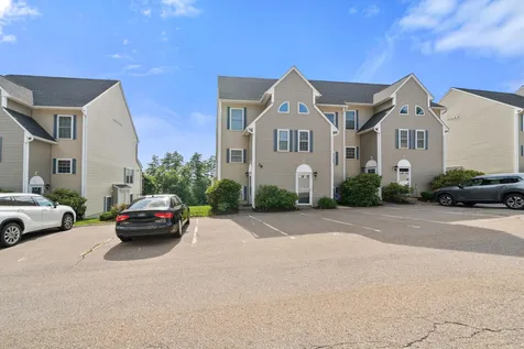 28 Shane Way Laconia NH 03246