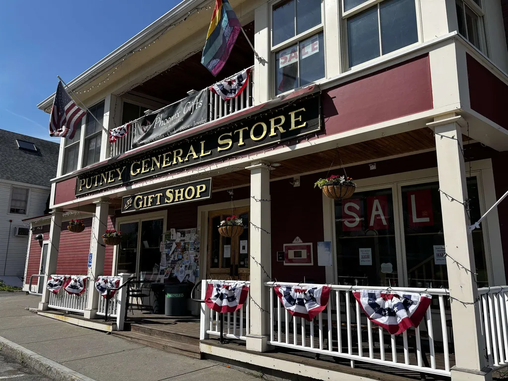 40 E Putney Brook Road Putney VT 05346