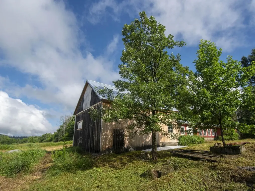 3814 East Hill Road Plainfield VT 05667-9617