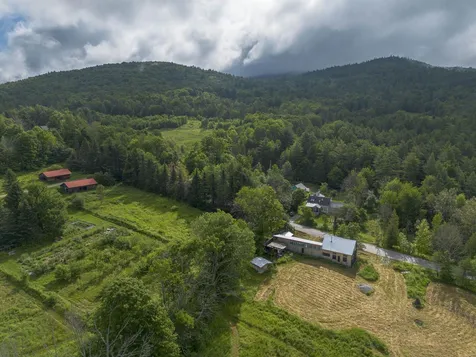 3814 East Hill Road Plainfield VT 05667-9617