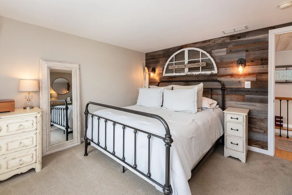 195 East Side Drive Alton NH 03810