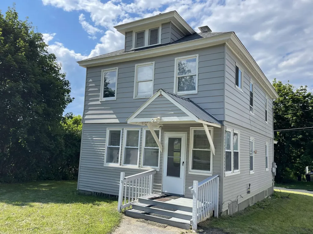 14 Hartford Street Claremont NH 03743