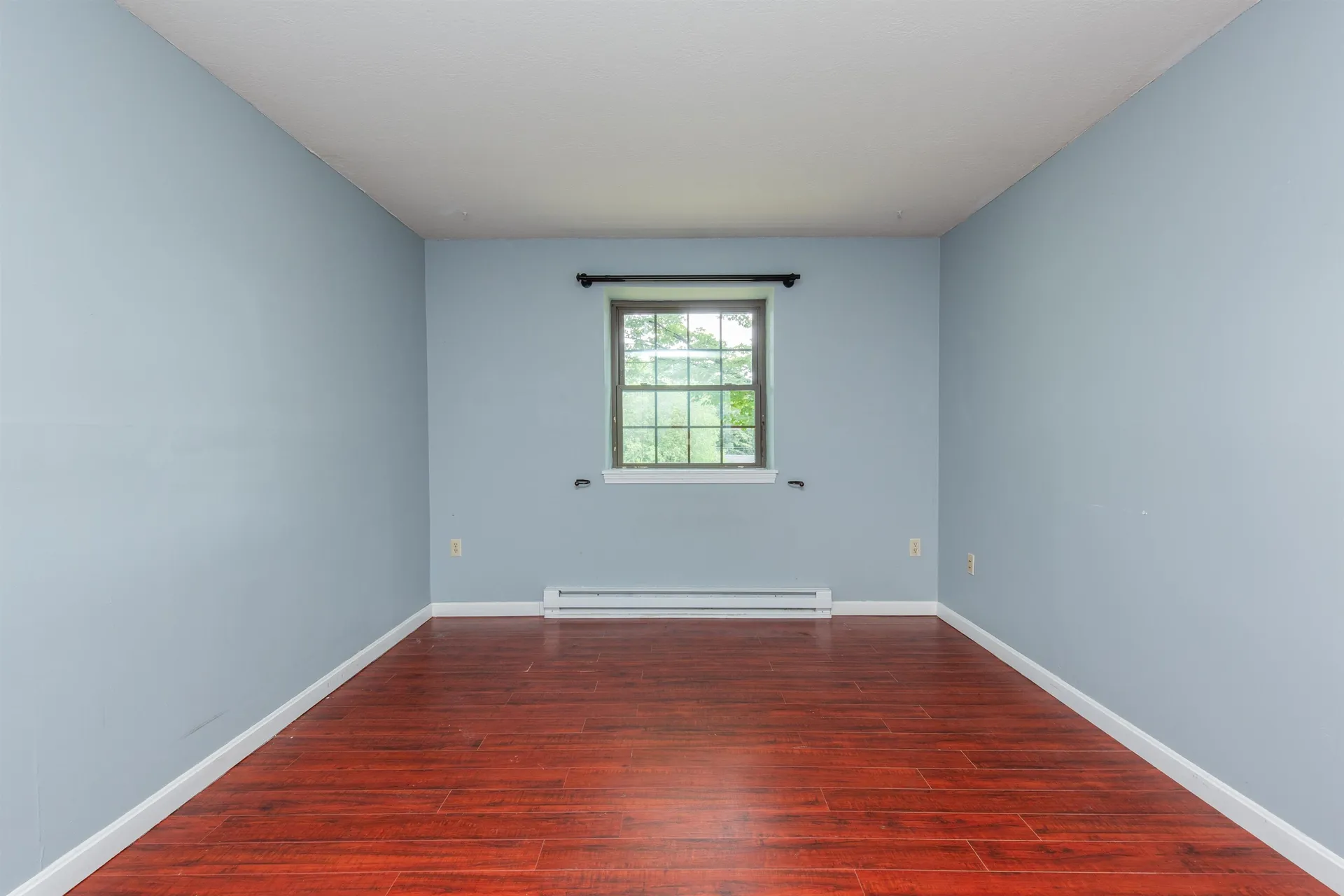 3 Fairfax Avenue Derry NH 03038
