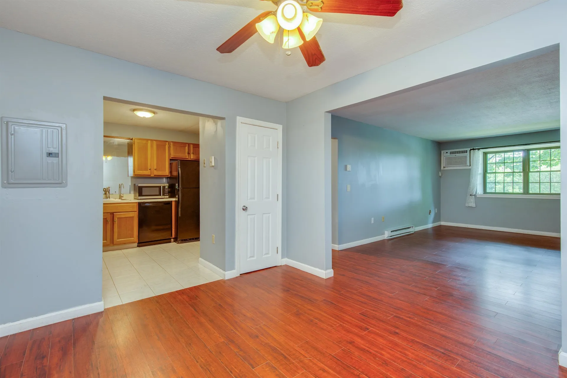 3 Fairfax Avenue Derry NH 03038