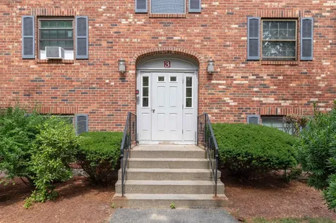 3 Fairfax Avenue Derry NH 03038