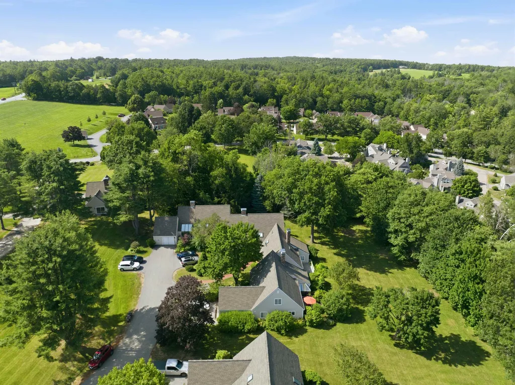 21 Fells Way Laconia NH 03246