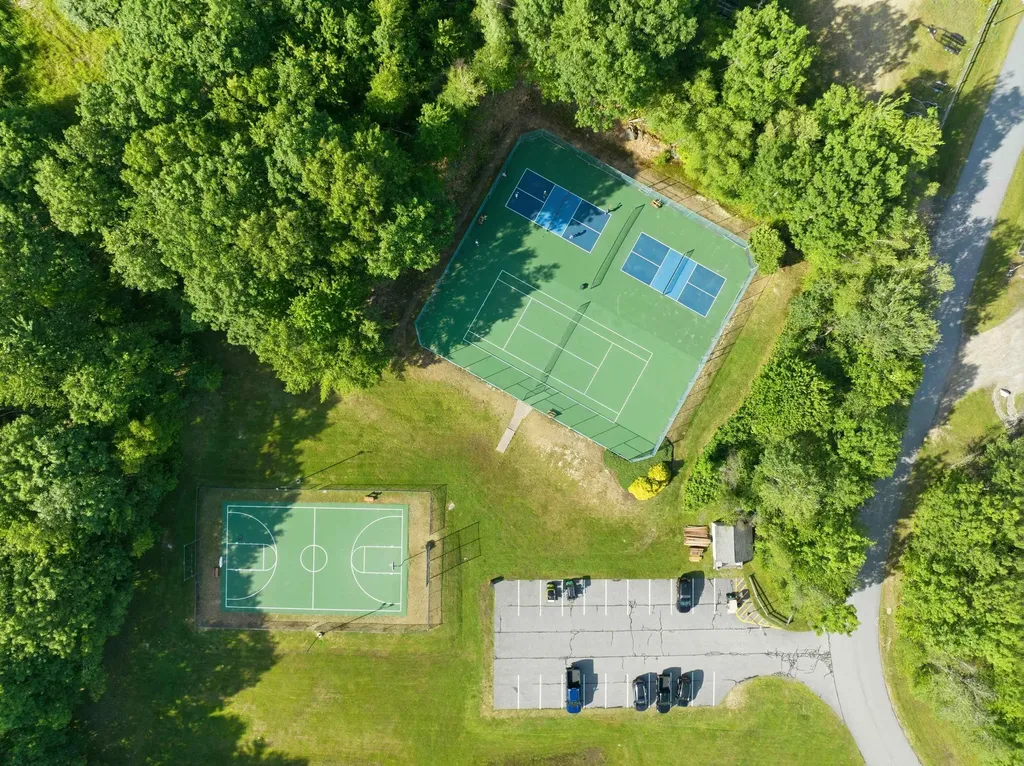 21 Fells Way Laconia NH 03246