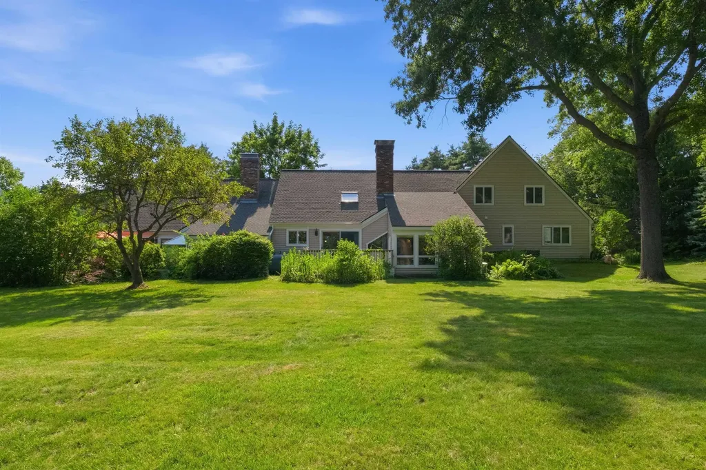 21 Fells Way Laconia NH 03246