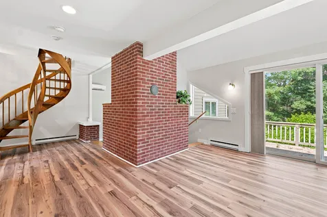 21 Fells Way Laconia NH 03246