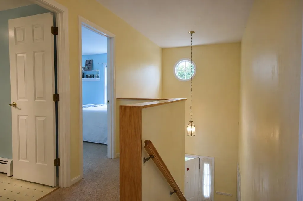 22 Peacham Lane Essex VT 05452