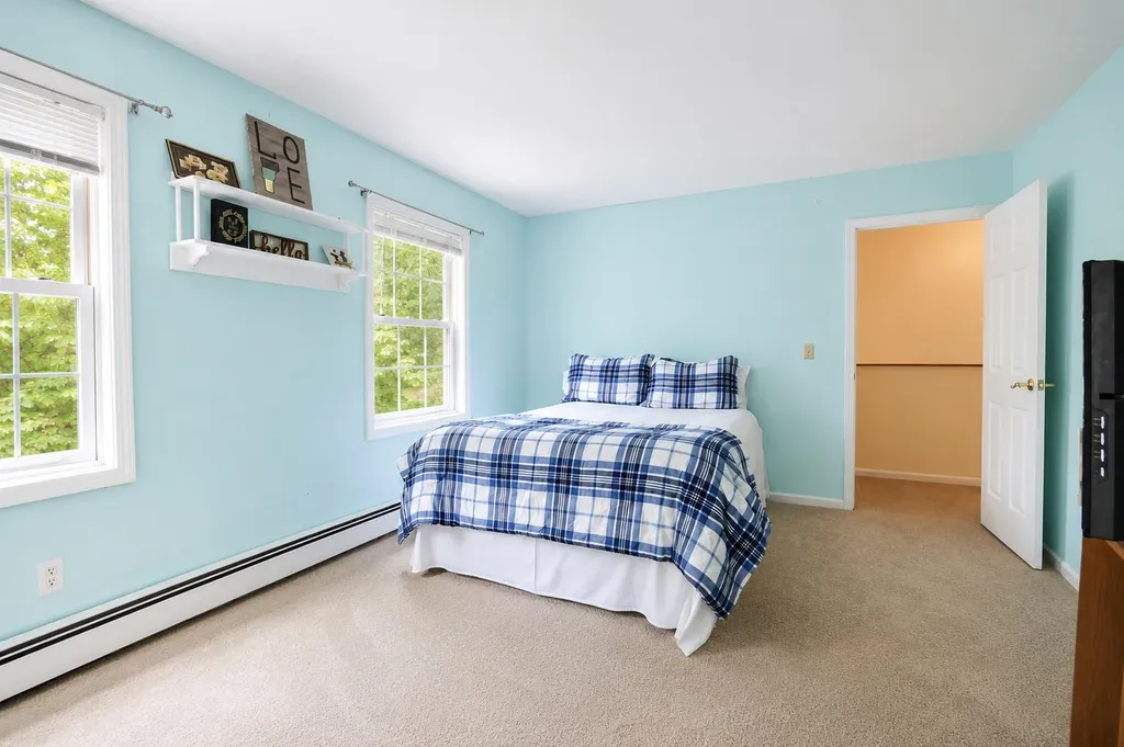 22 Peacham Lane Essex VT 05452