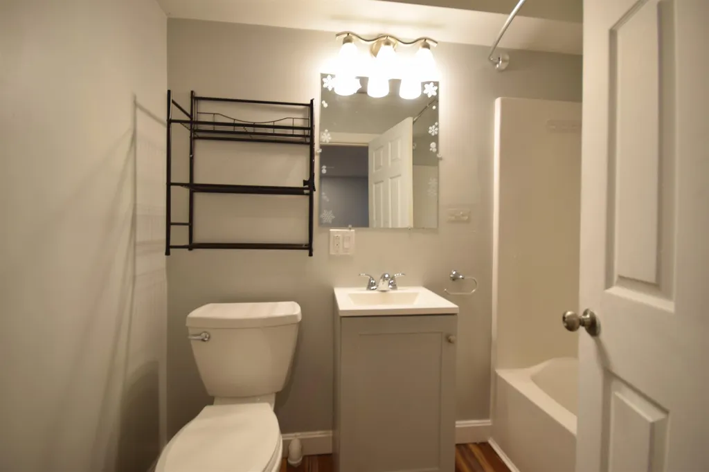 22 Peacham Lane Essex VT 05452