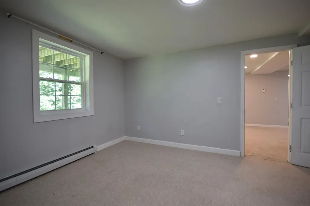 22 Peacham Lane Essex VT 05452
