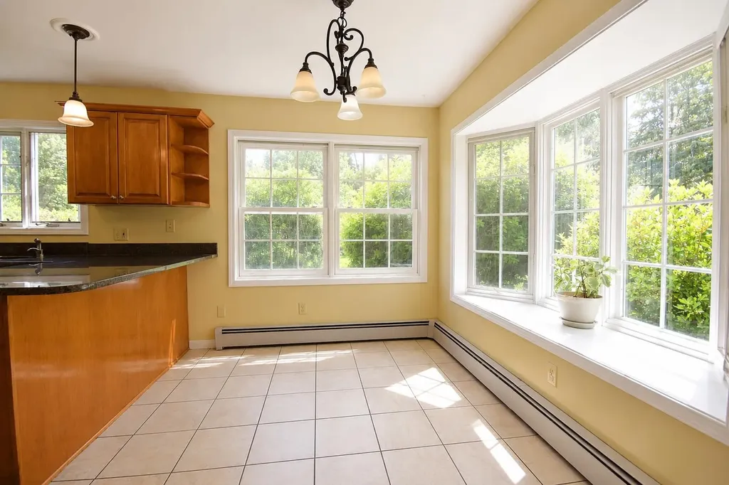 22 Peacham Lane Essex VT 05452