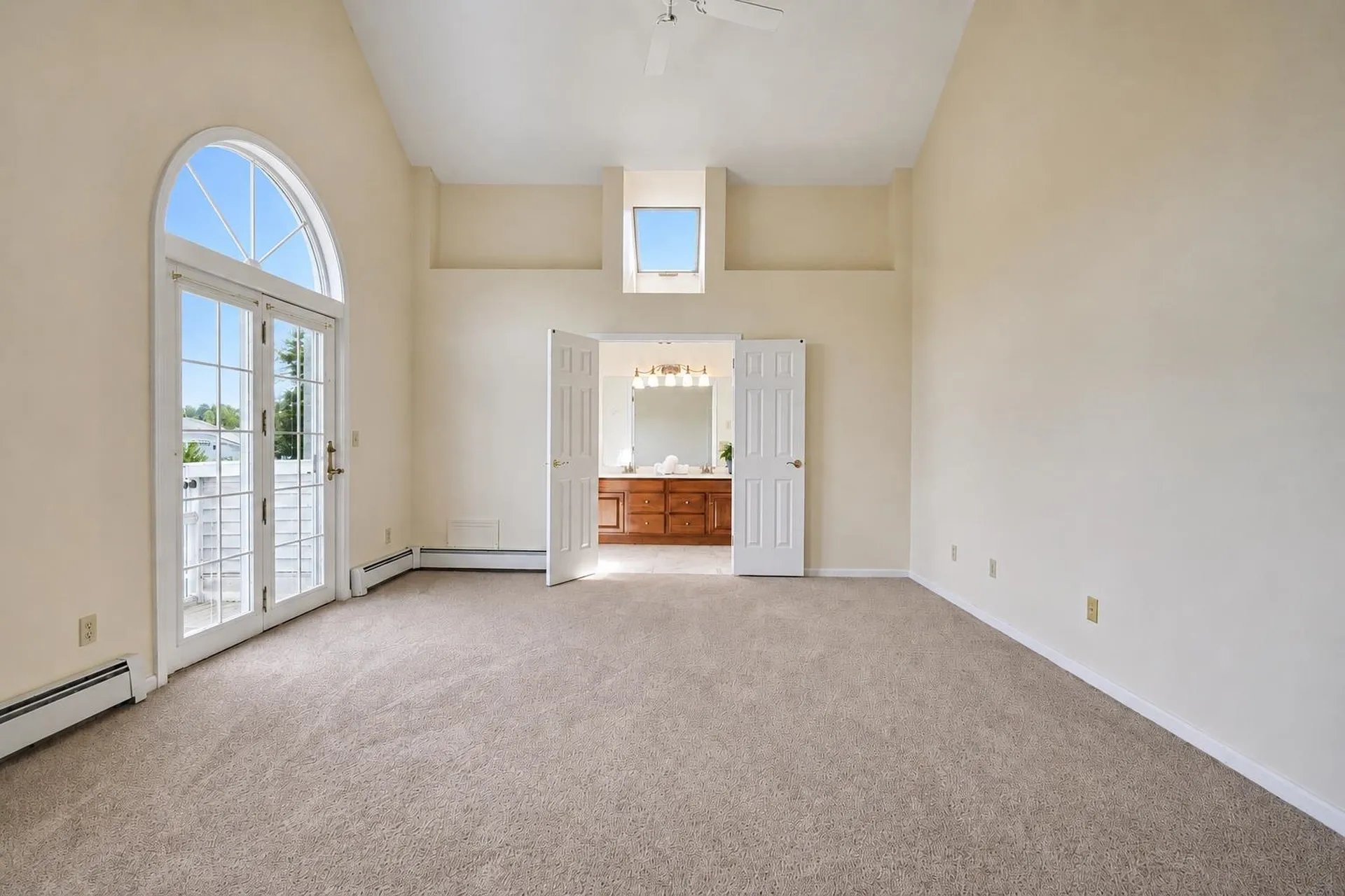22 Peacham Lane Essex VT 05452