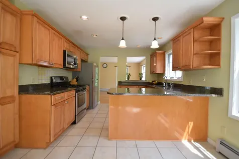 22 Peacham Lane Essex VT 05452