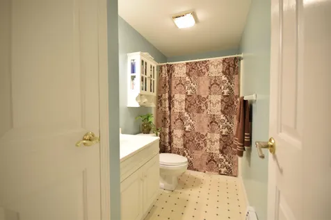 22 Peacham Lane Essex VT 05452