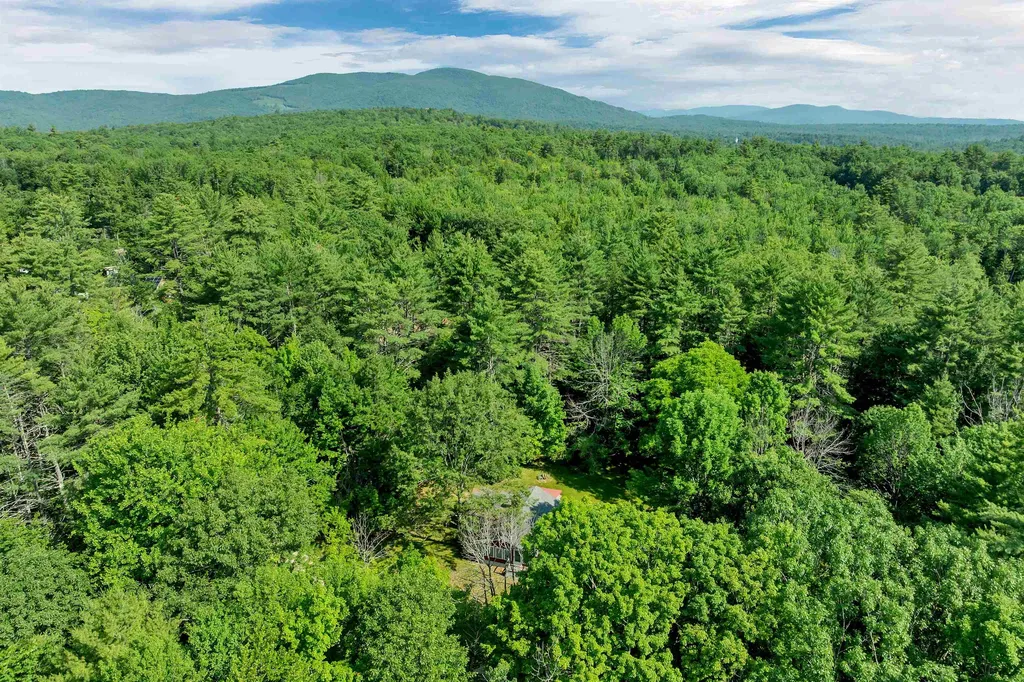 174 Granite Road Effingham NH 03882