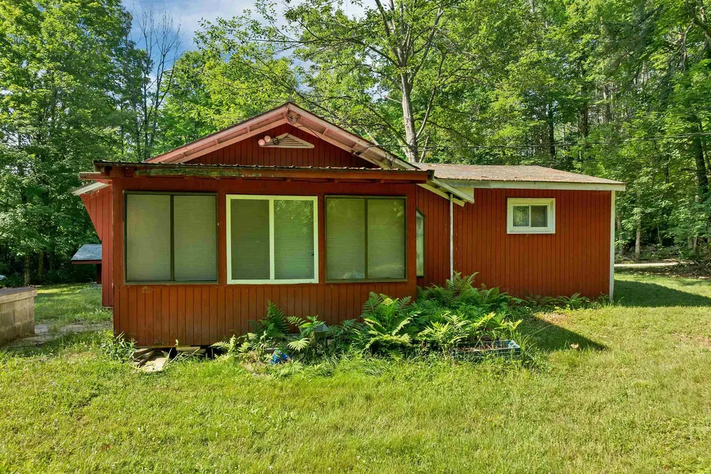 174 Granite Road Effingham NH 03882