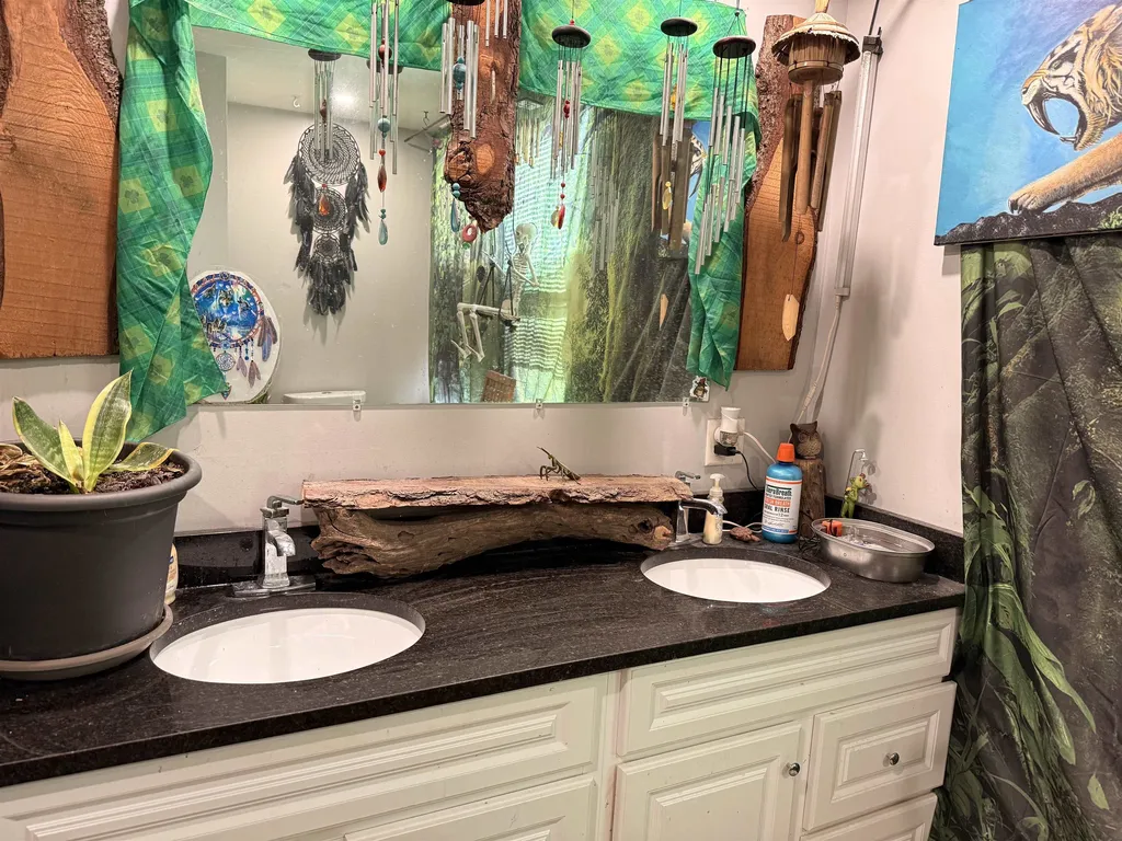 1309 Putney Road Brattleboro VT 05301