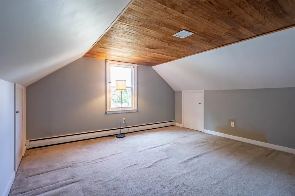 66 Avon Drive Nashua NH 03064