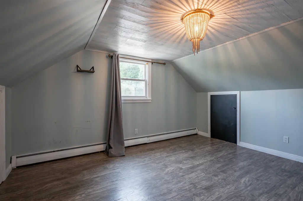 66 Avon Drive Nashua NH 03064