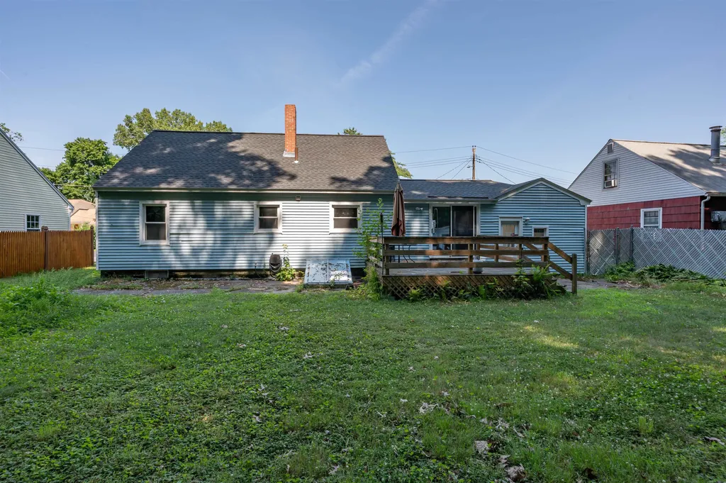 66 Avon Drive Nashua NH 03064