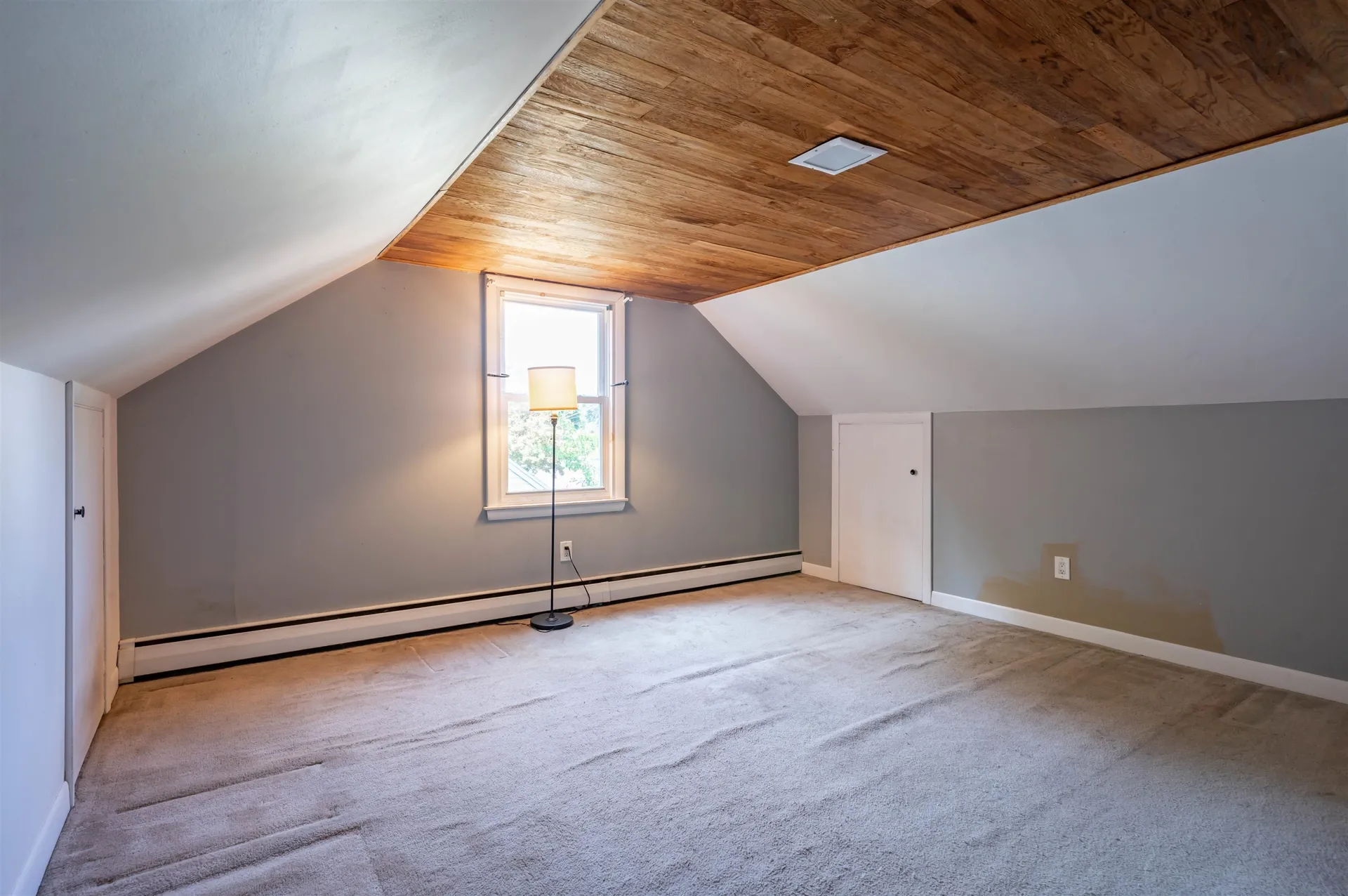 66 Avon Drive Nashua NH 03064