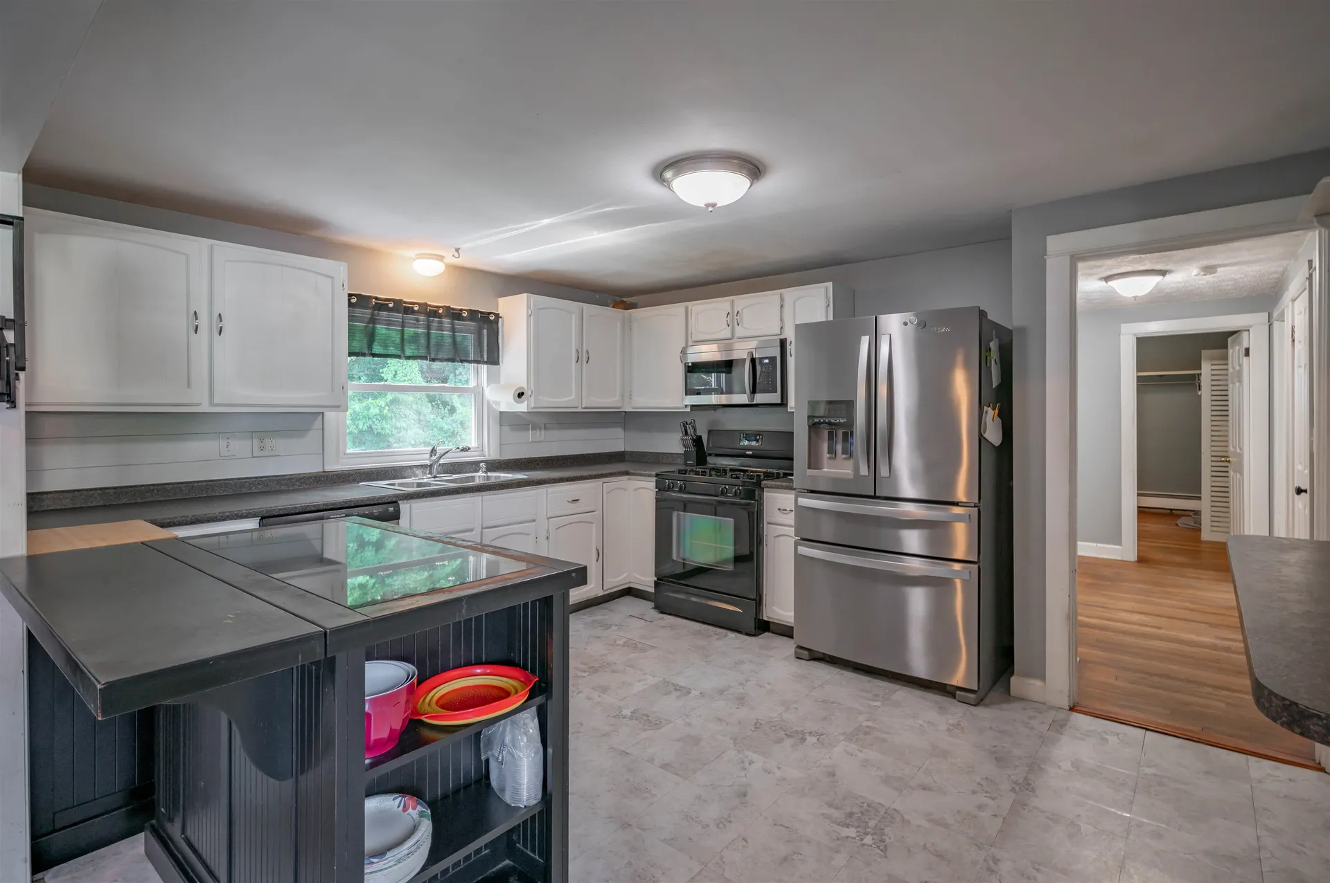 66 Avon Drive Nashua NH 03064