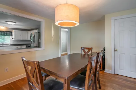 66 Avon Drive Nashua NH 03064