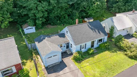 66 Avon Drive Nashua NH 03064