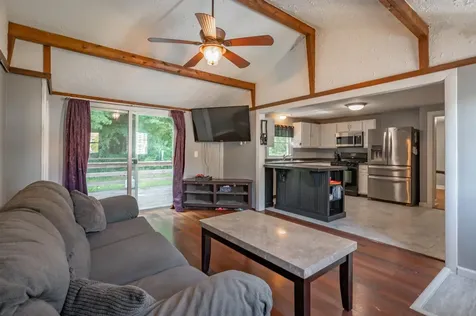 66 Avon Drive Nashua NH 03064