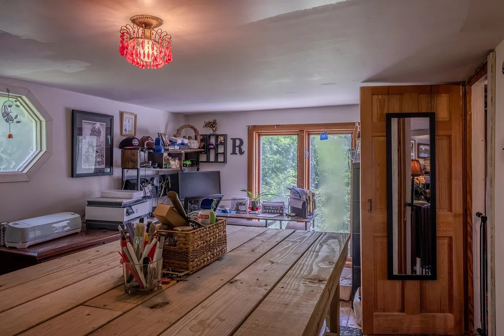 765 Thompsonburg Road Londonderry VT 05155