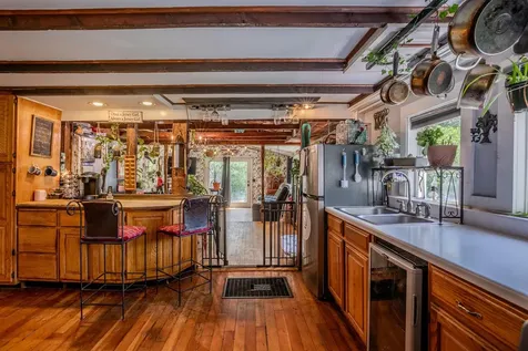 765 Thompsonburg Road Londonderry VT 05155