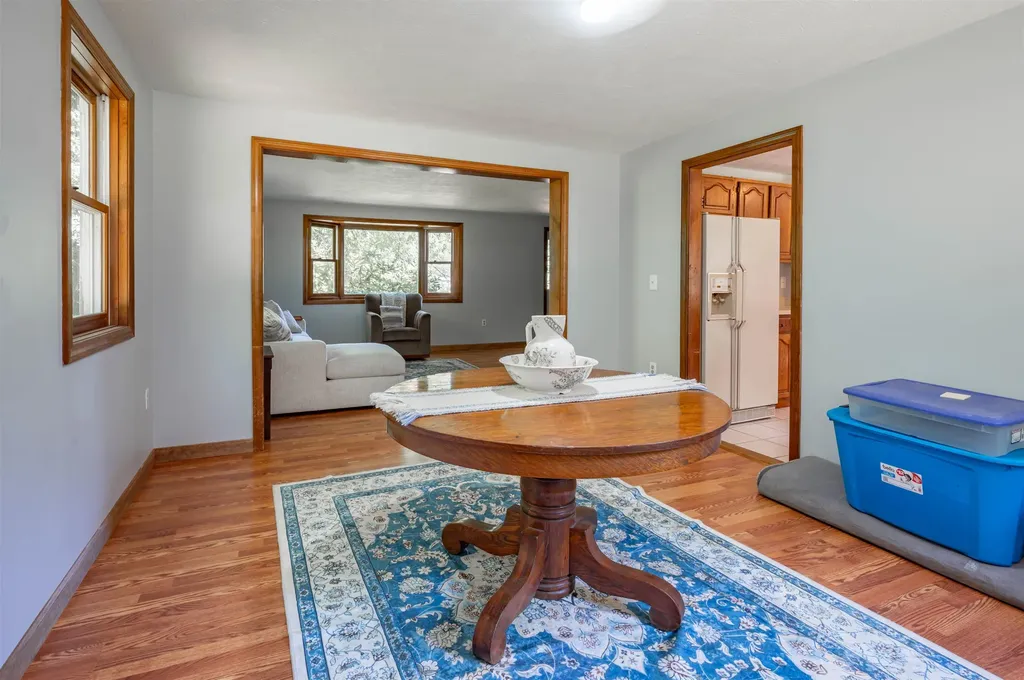 41 Lund Drive Hudson NH 03051